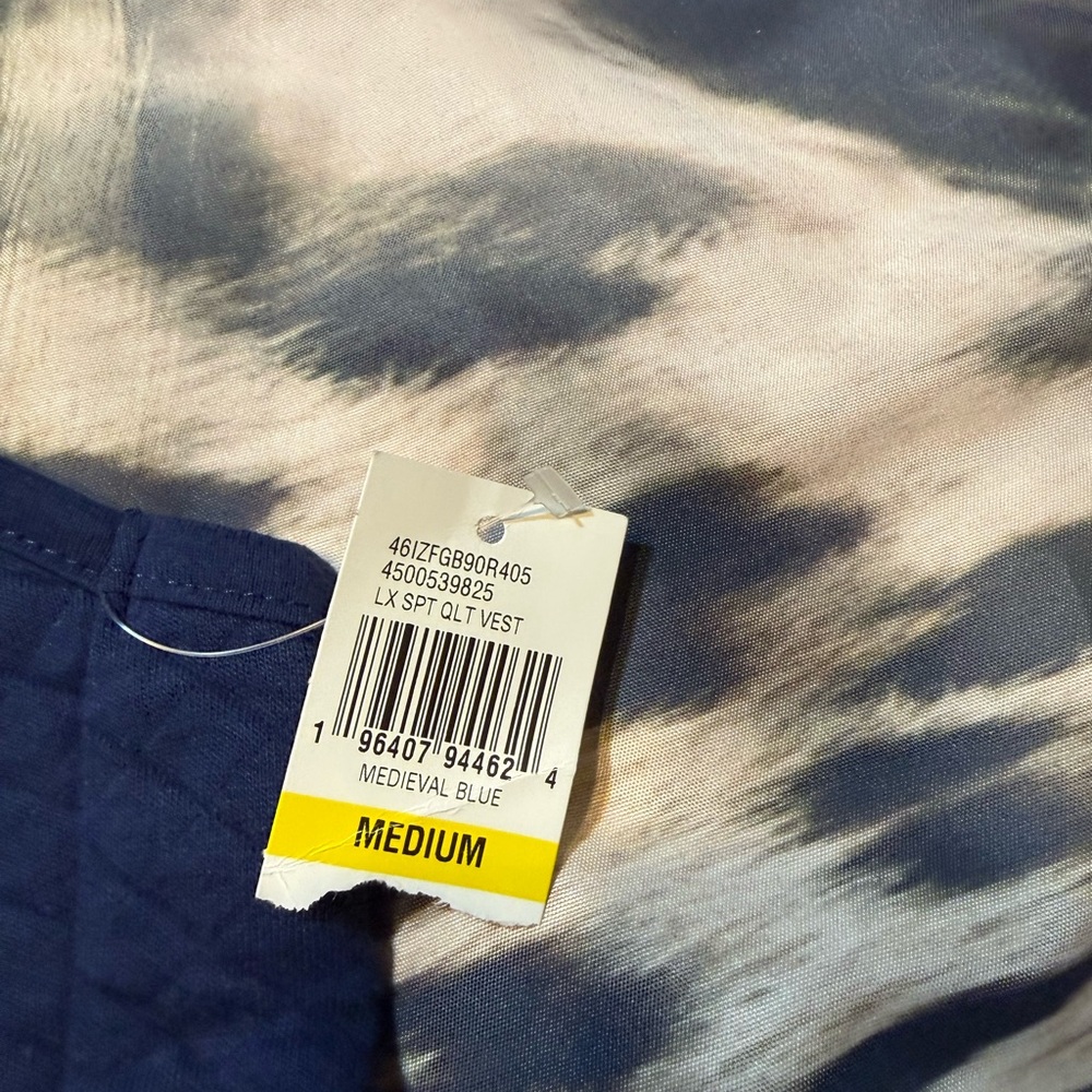 Izod Quilted Dark Blue vest - Picture 5 of 5